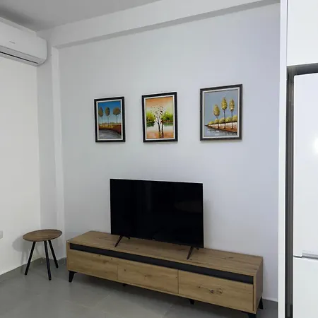 Апартаменты Cozy Heaven Rruga E Durresit